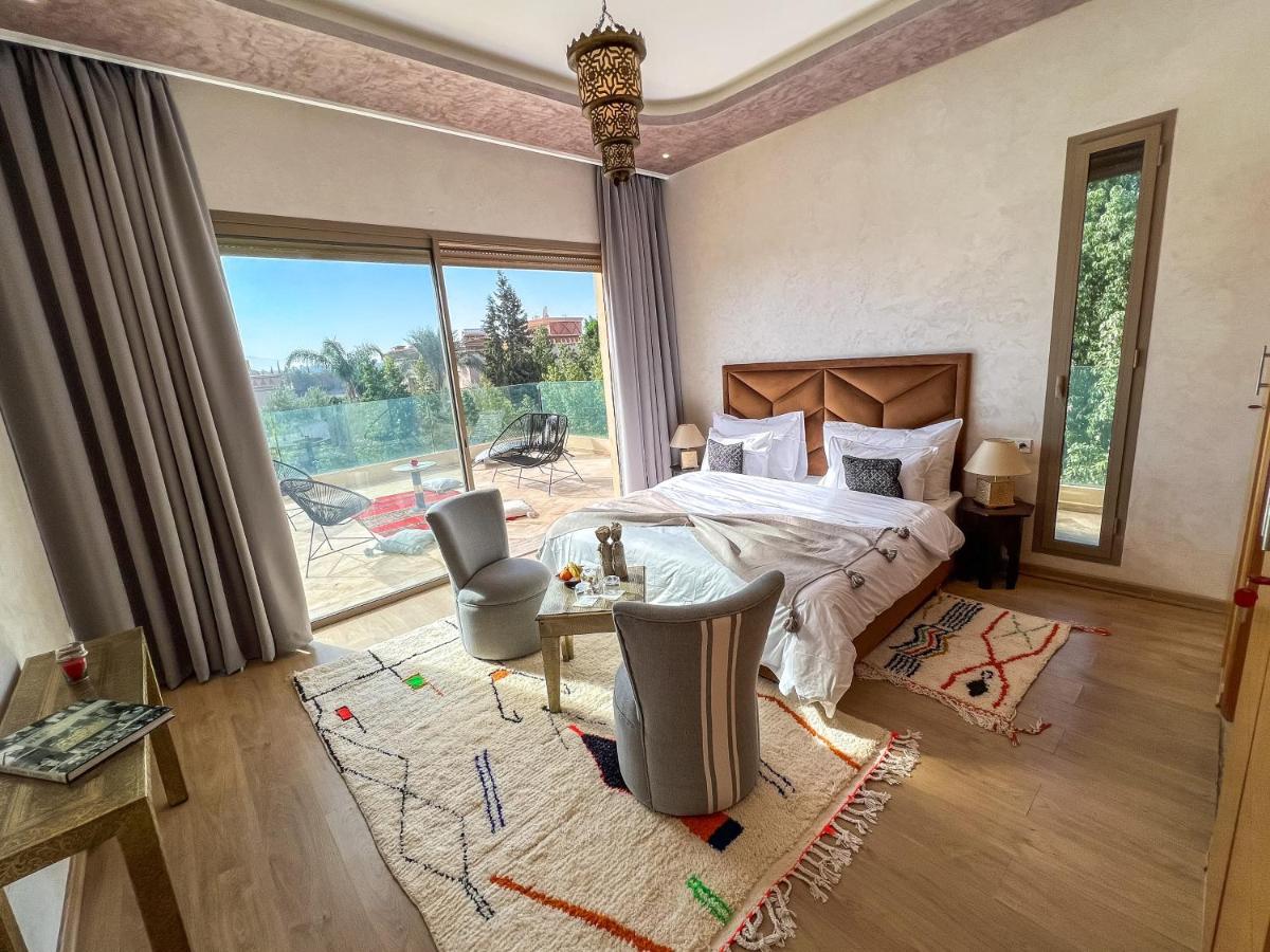 Suite Terrace,1325984944:JPEG